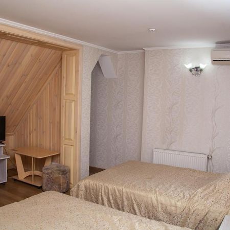 Hotel Piligrim 2 Mykolaïv Esterno foto
