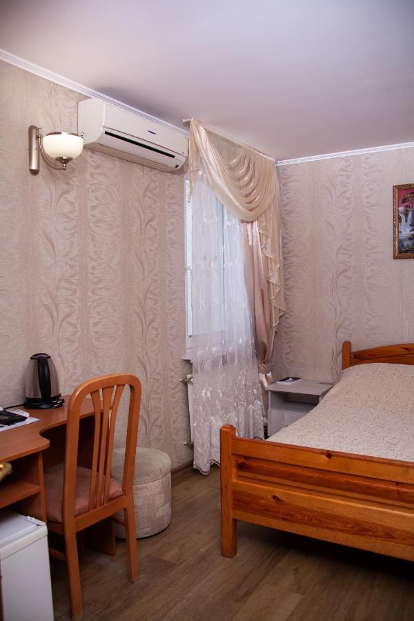 Hotel Piligrim 2 Mykolaïv Esterno foto